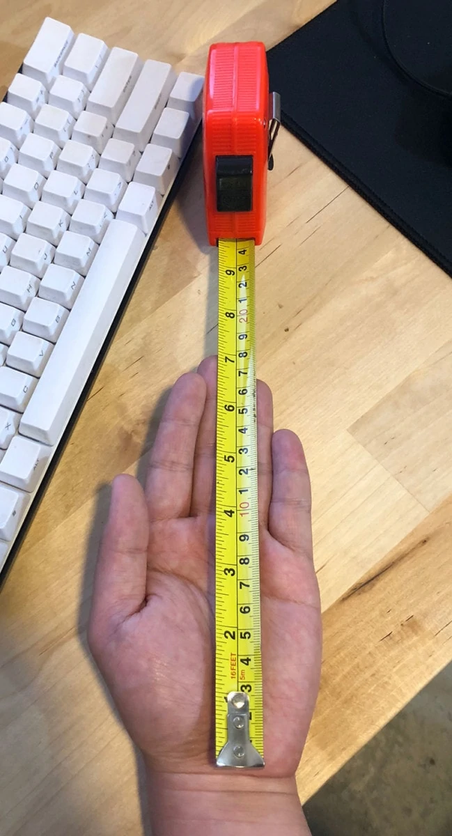 Measuring hand length