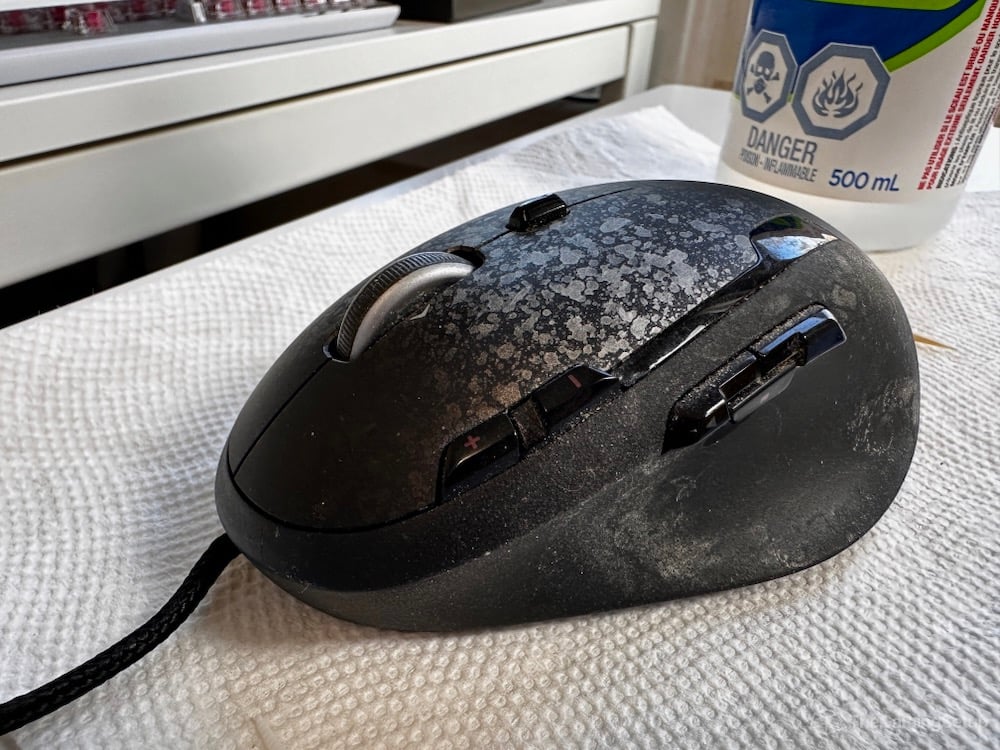 My dirty old gaming mouse