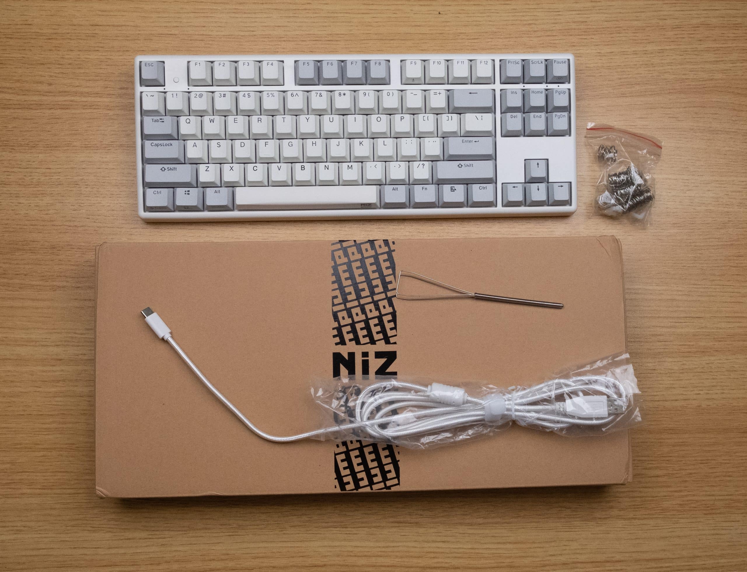 niz x87 white