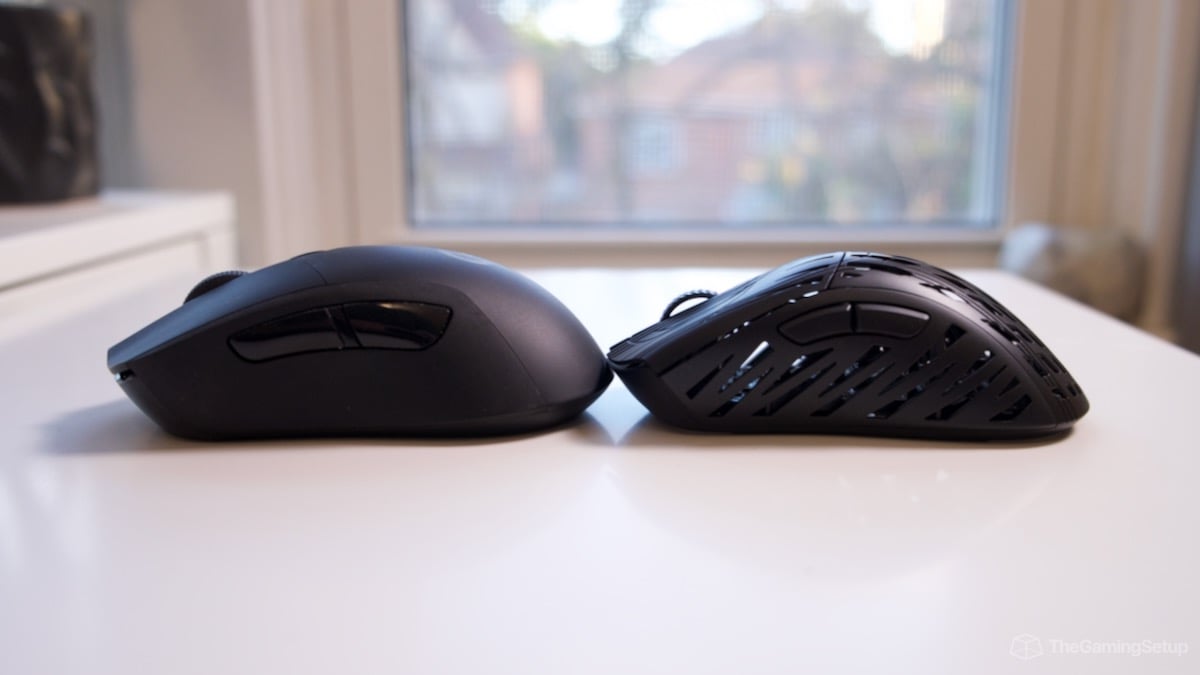 Pwnage StormBreaker Compared to G703 Left Side