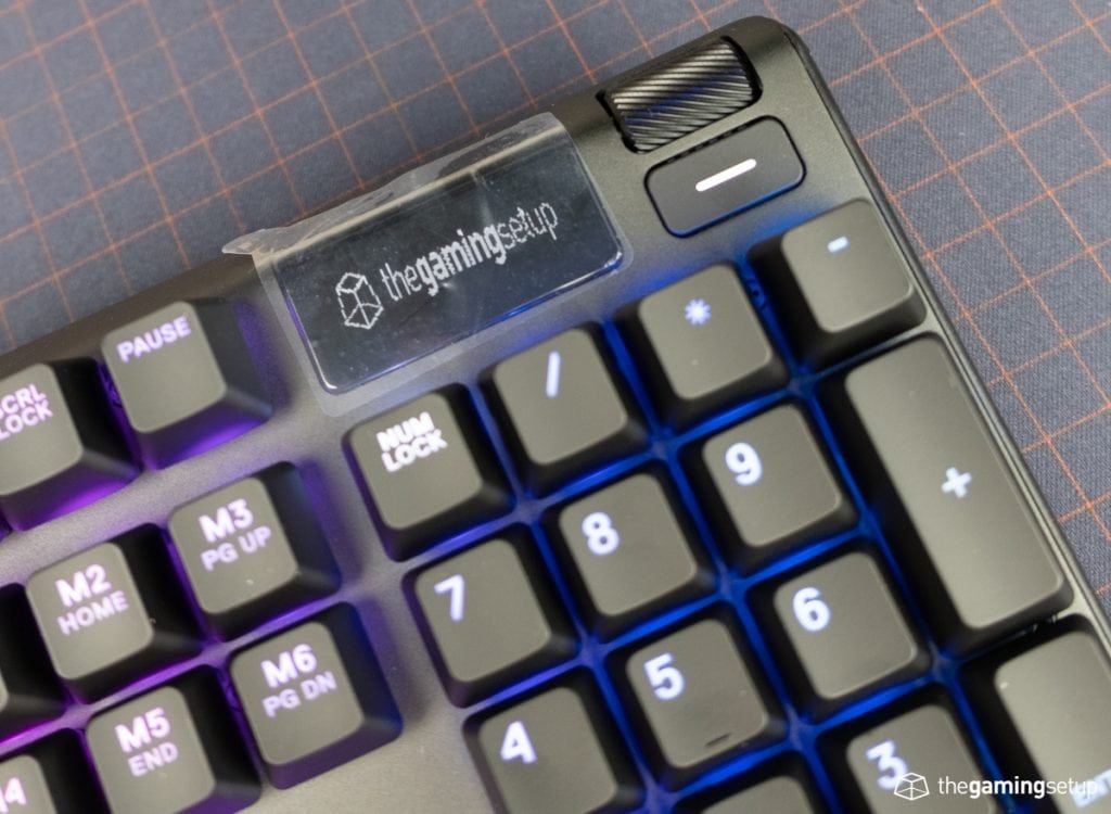 Steelseries Apex Pro Keyboard - Media dial and button
